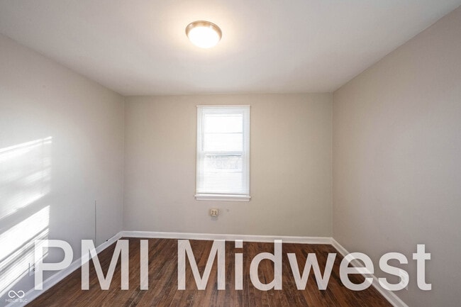 Building Photo - 1319 N Alton Ave