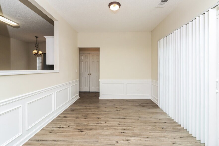 Building Photo - 410 Citronelle Dr
