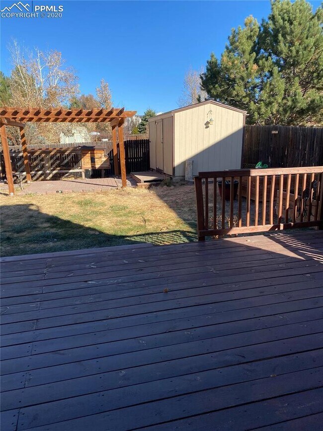 Building Photo - 5710 Vermillion Bluffs Dr