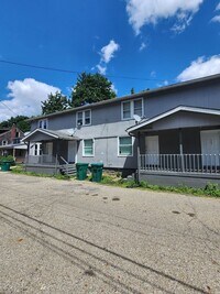 Building Photo - Oak,NW,1102-1108