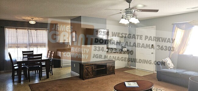 Building Photo - 312 Joe Walding Dr