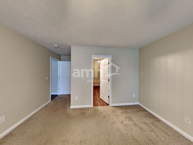 Building Photo - 3524 Boxelder Wy
