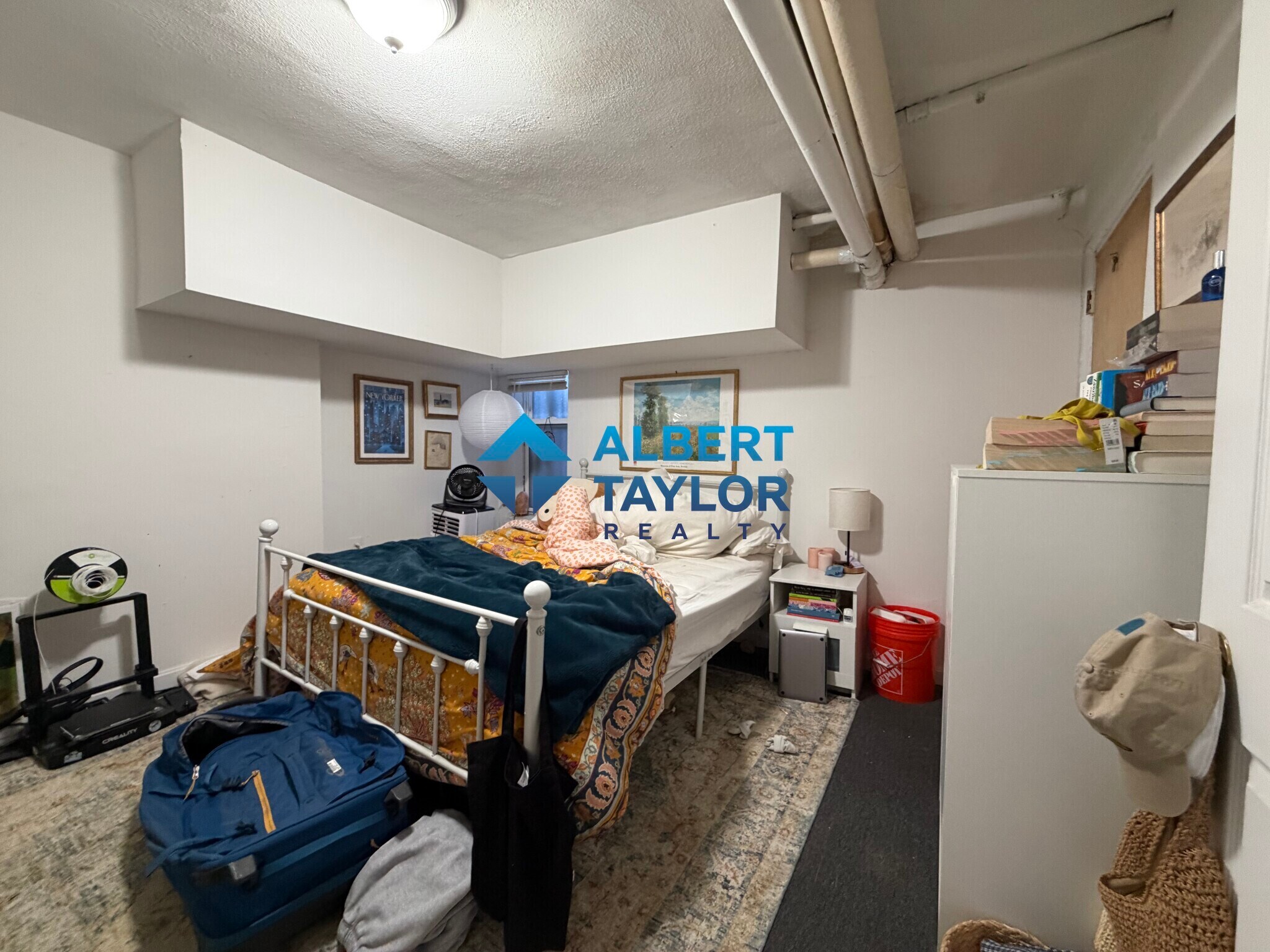 Building Photo - 210 Hemenway St