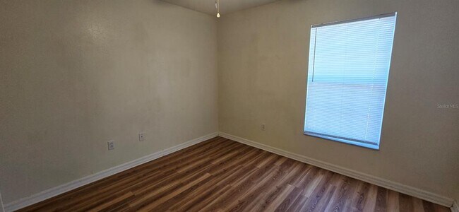 Building Photo - 6 Pecan Run Pl