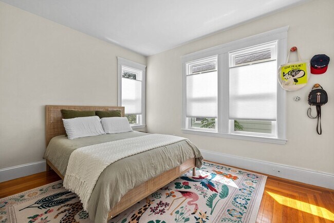 Building Photo - 53 Montvale St