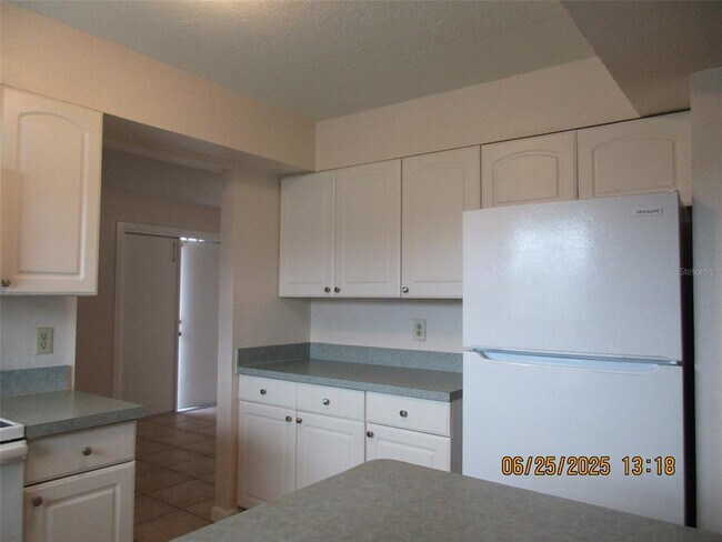 Building Photo - 154 Tulip Way