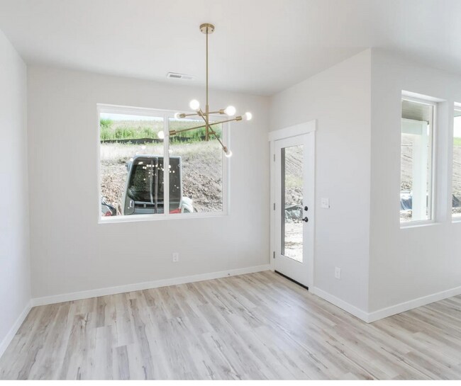 Building Photo - 1016 Greenfield Dr