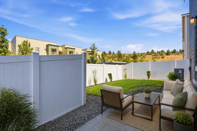 Building Photo - Beautiful 4 bedroom home in Liberty Lake! Move in Ready!
