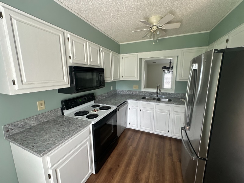 Building Photo - 6817 Fairpoint Ct