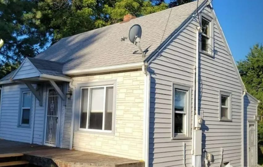 605 West Whitman Drive - 605 W Whitman Dr
