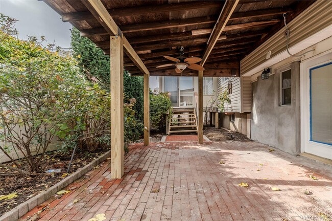 Building Photo - 15 Albany St