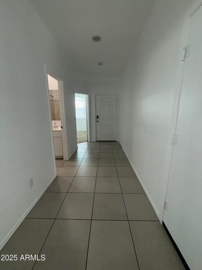 Building Photo - 4620 S 104th Gln