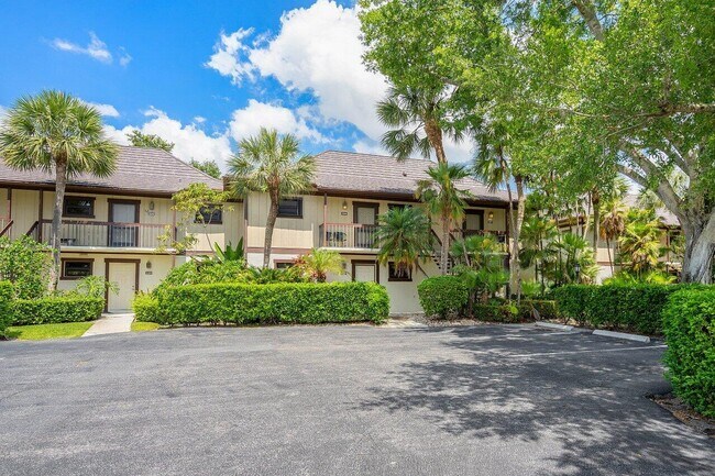 Building Photo - 13334 Polo Club Rd