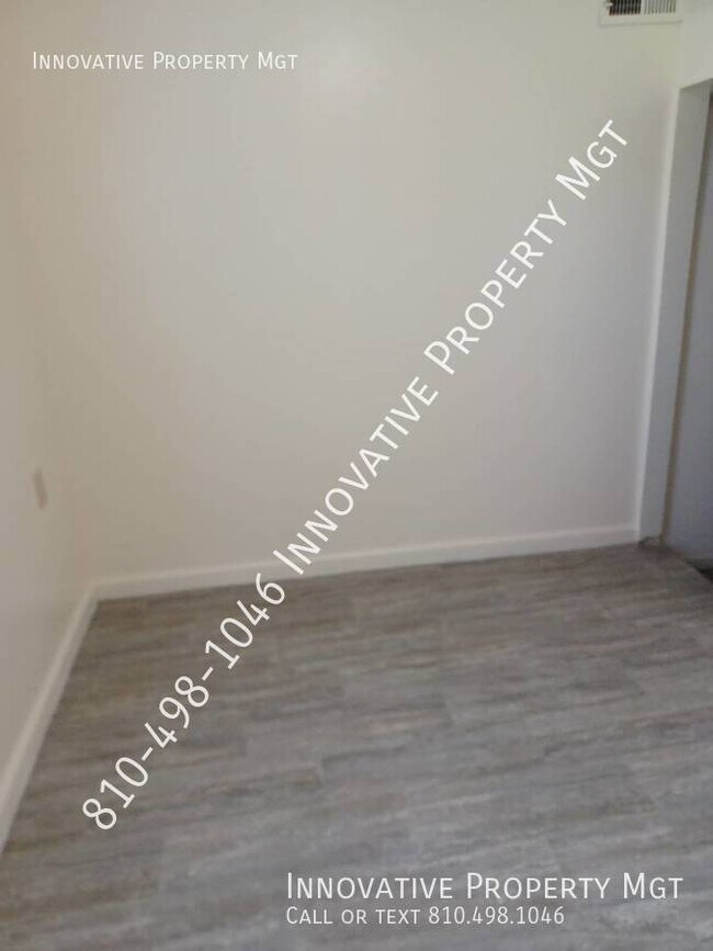 Building Photo - 3090 Kettering Heights