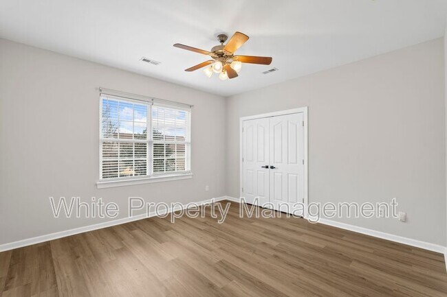 Building Photo - 11012 Southfield Dr