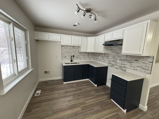 Building Photo - 6826 E 3rd Ave