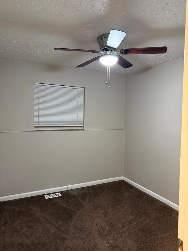 Building Photo - 3709-3711 Kinnear Ave