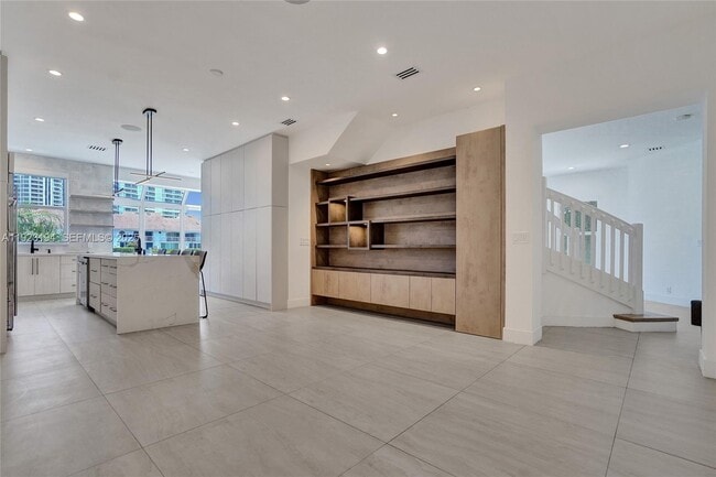 Building Photo - 3757 NE 208th Terrace