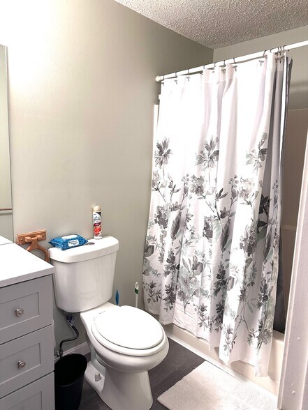 Bath View 1 - 18 Smithwheel Rd