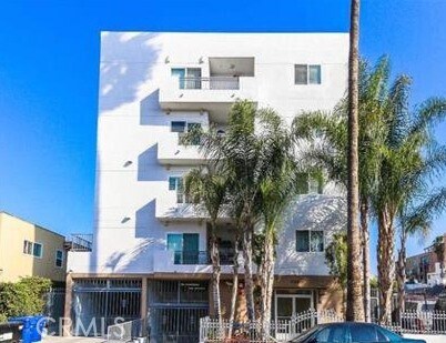 Primary Photo - 926 S Manhattan Pl