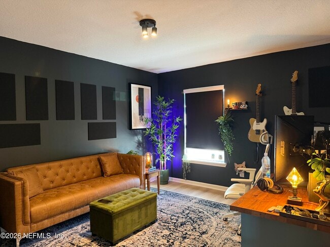 Building Photo - 4014 Cedar Bluff Ln