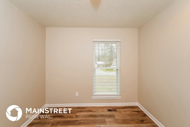 Building Photo - 2505 Galloway Dr