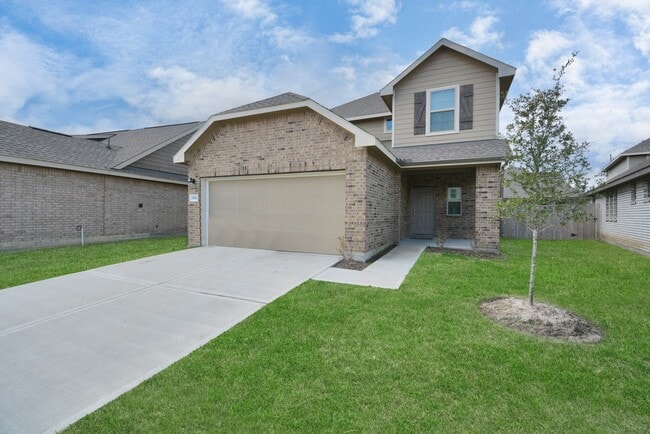 Building Photo - 15822 Kinlough Dr