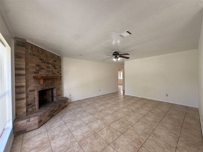 Building Photo - 4223 Steep Rock Dr