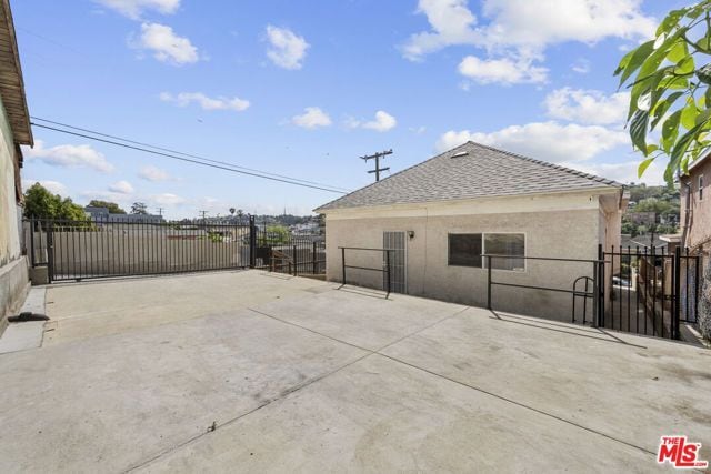 Building Photo - 3611 Whiteside St