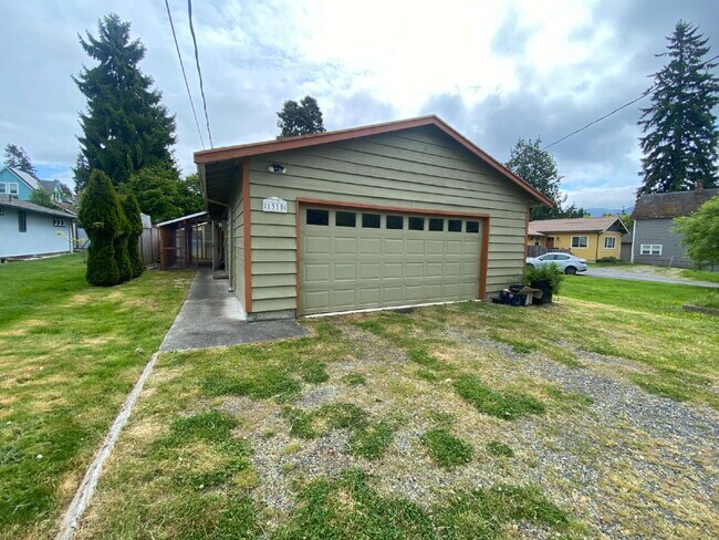 Primary Photo - Conveniently Located 3-Bedroom Home with S...