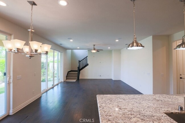 Building Photo - 3294 Ledgewood Cir