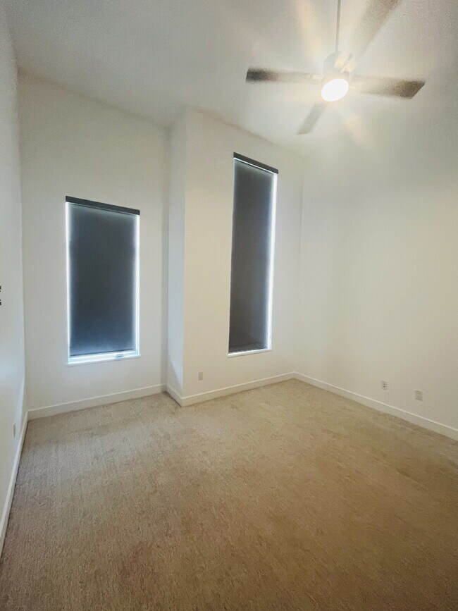 Building Photo - Beautiful 2020 Parade Home in Escondido Ranch