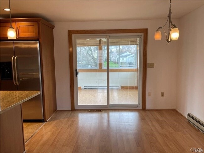 Building Photo - 8265 Warbler Way