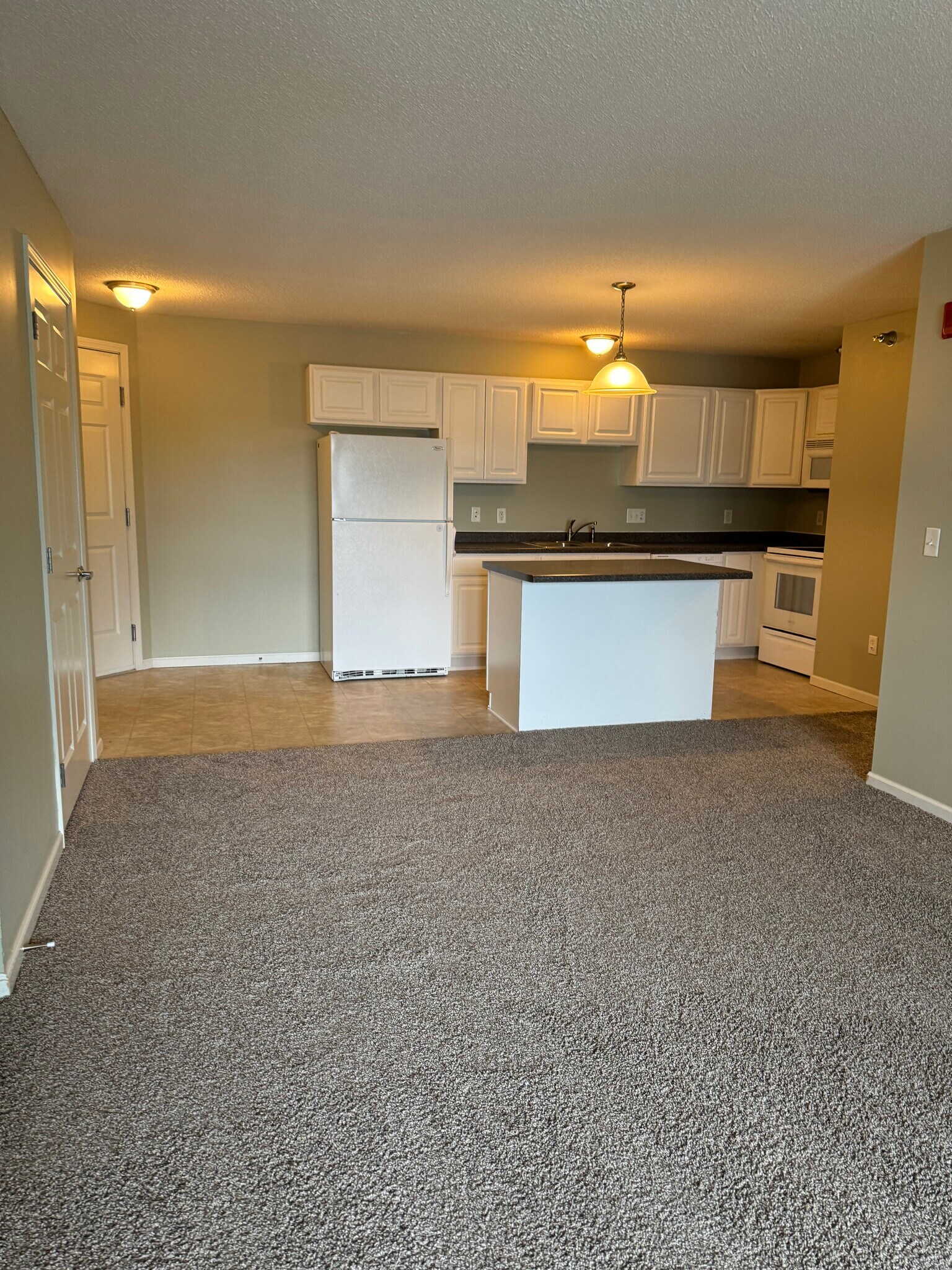 Building Photo - 2022 29th Pl NW