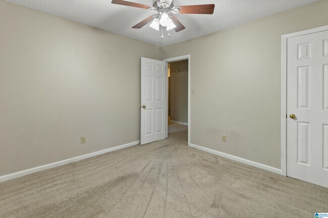 Building Photo - 22 Ashford Cir