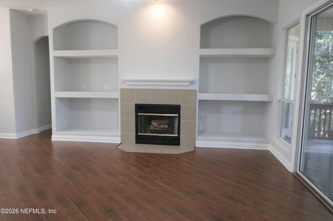 Building Photo - 2359 Huckins Ct