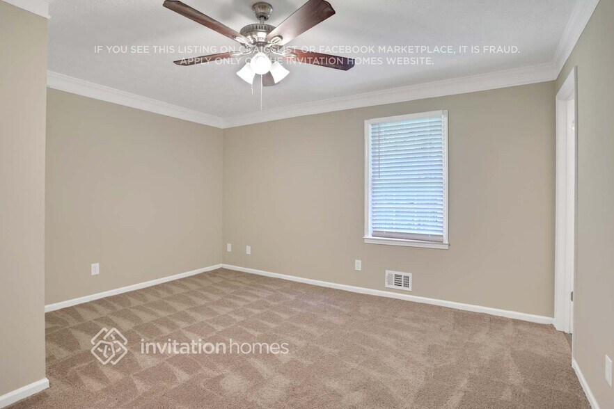 Building Photo - 215 Winston Dr