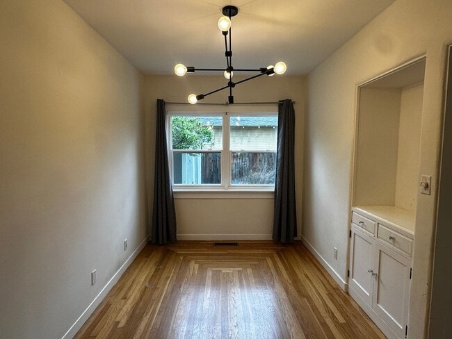 Building Photo - Must see to appreciate 2 Bedroom, 1 Bath Single Family House in Downtown San Jose!