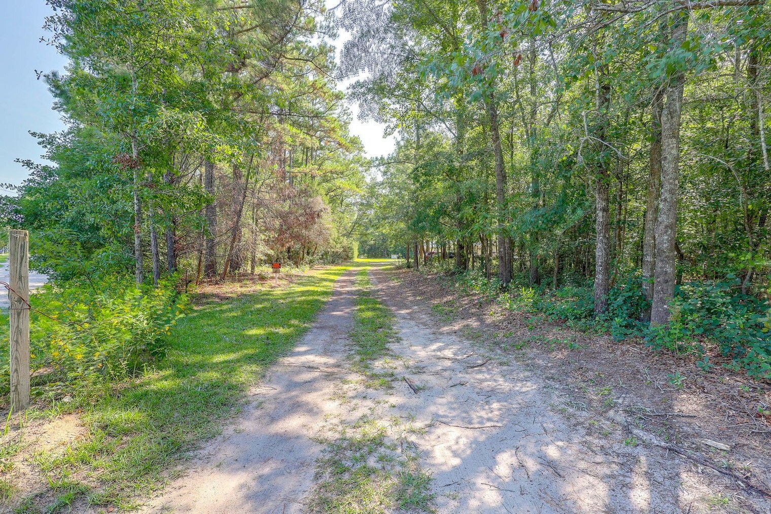 Building Photo - 369 Tanglewood Acres Dr