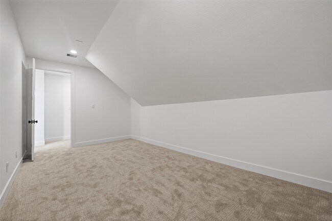 Building Photo - 413 Chuckwagon Trail