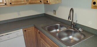 Building Photo - 3227 7th Ave