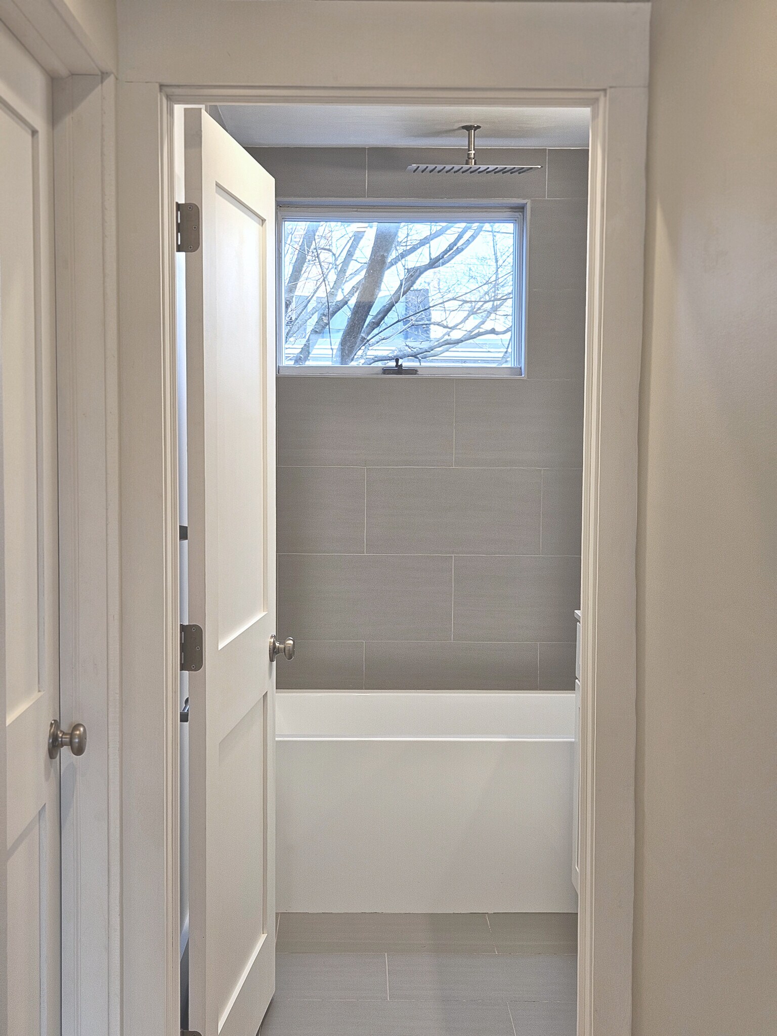 Building Photo - 70 Tufts St