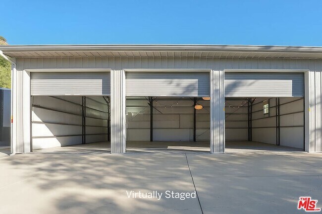 Building Photo - 12310 Yerba Buena Rd