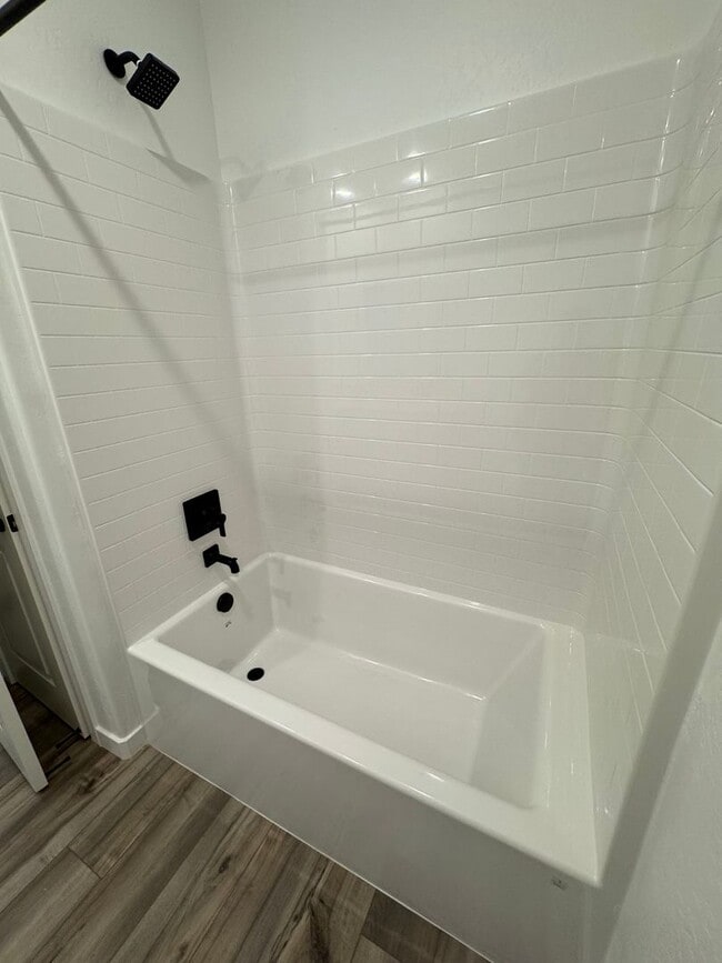 Building Photo - REDUCED!!! Brand New 4 Bedroom, 2 Bath Hom...