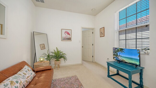 Building Photo - 3790 Parkridge Cir