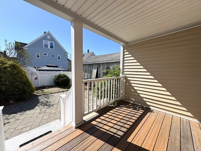 Building Photo - 69 Cleveland Ave