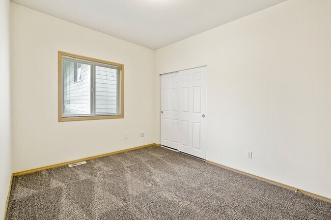 Building Photo - 2207 S 252nd Pl