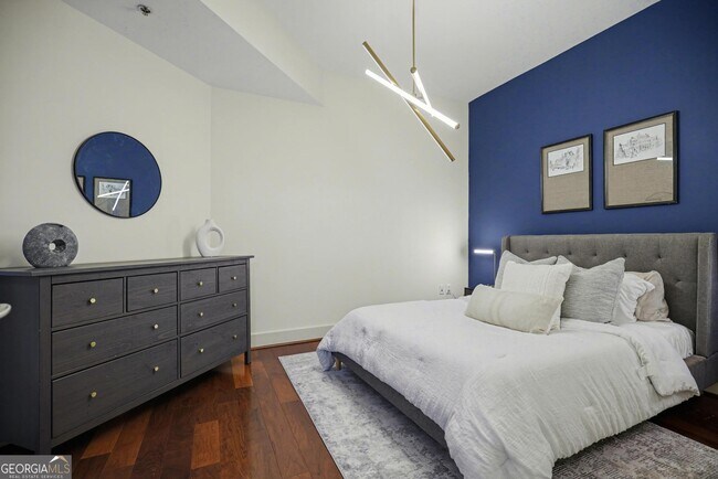 Building Photo - 1080 Peachtree St NE