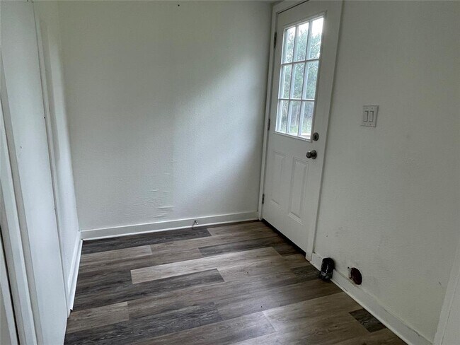 Building Photo - 1092 Geneva Grove Ct