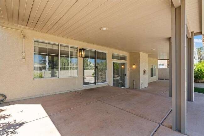 Building Photo - 2456 Antler Point Dr